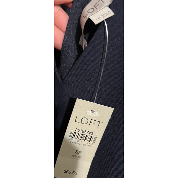 Loft Dress - Picture 4 of 4